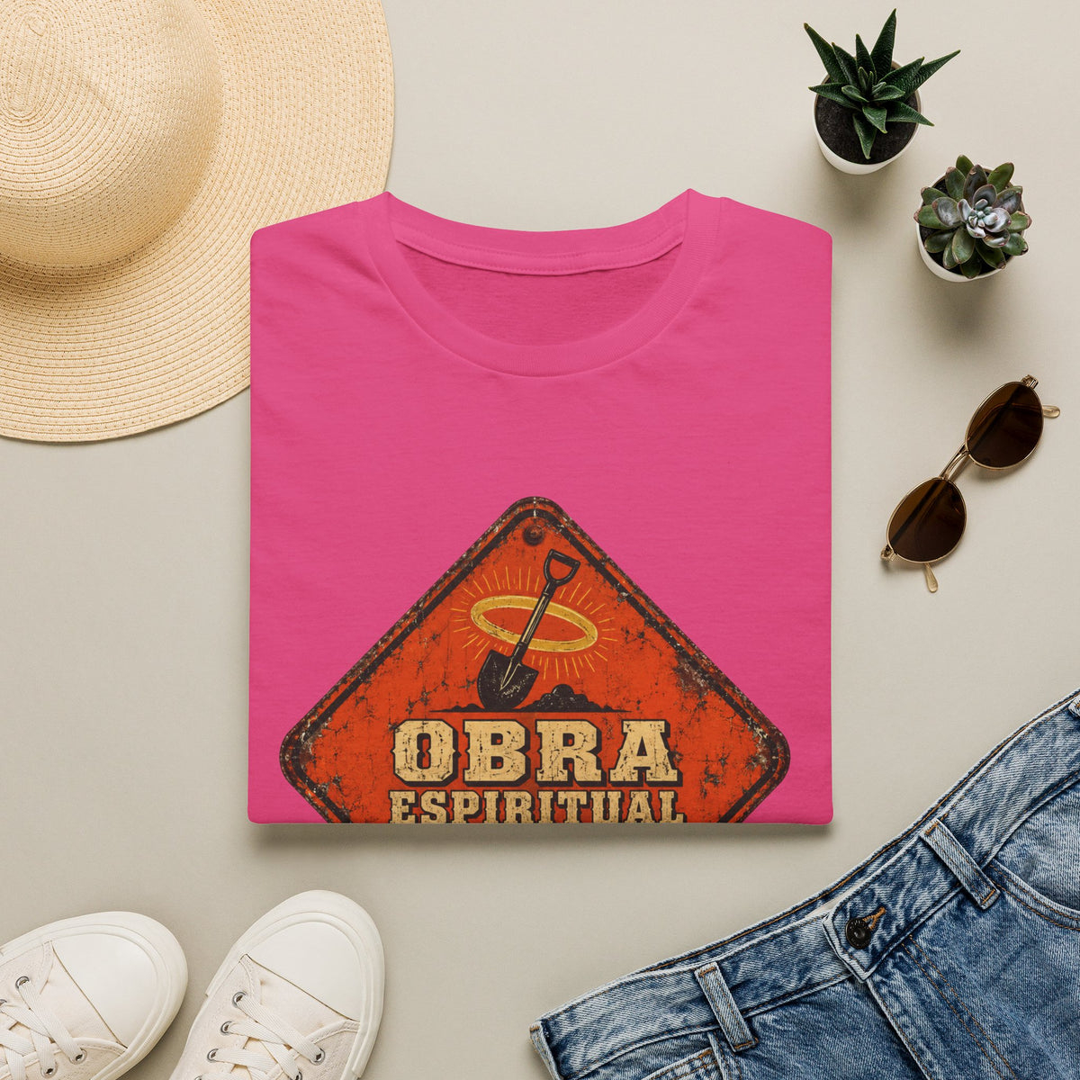 Santidad en construccion T-Shirt