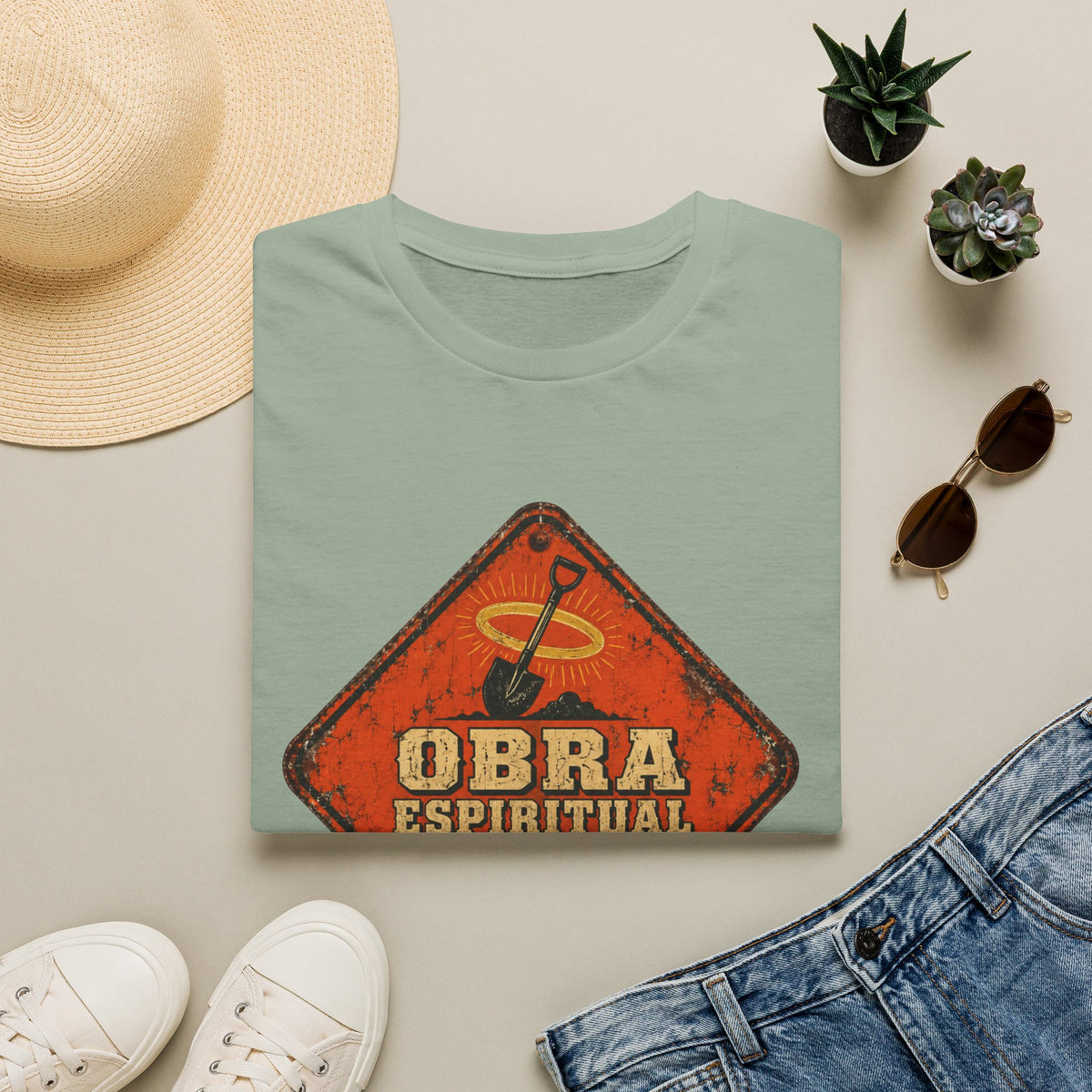 Santidad en construccion T-Shirt
