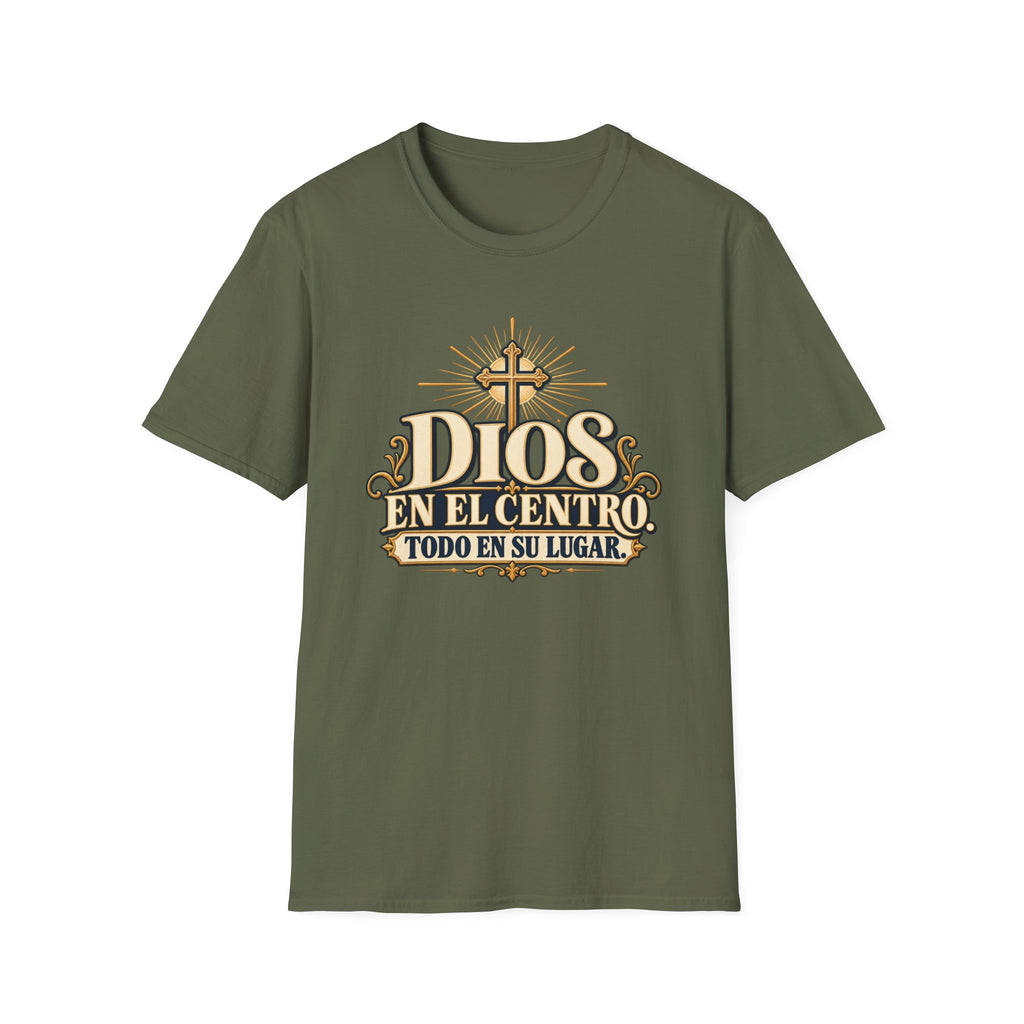 Dios en el Centro T-Shirt