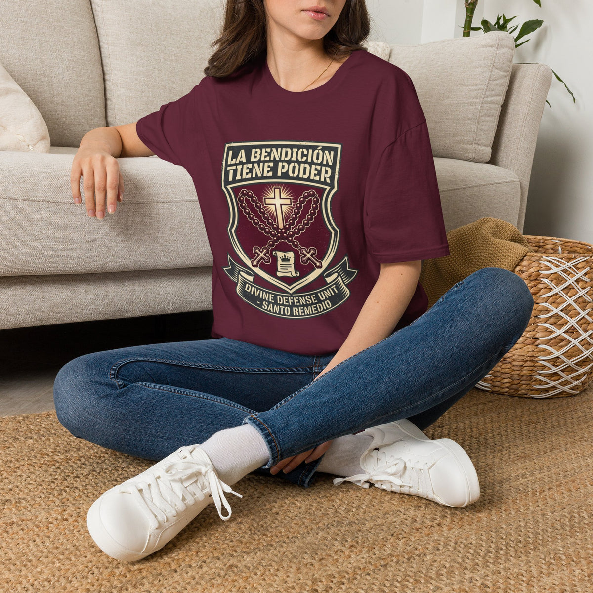 La Bendicion tiene Poder T-Shirt