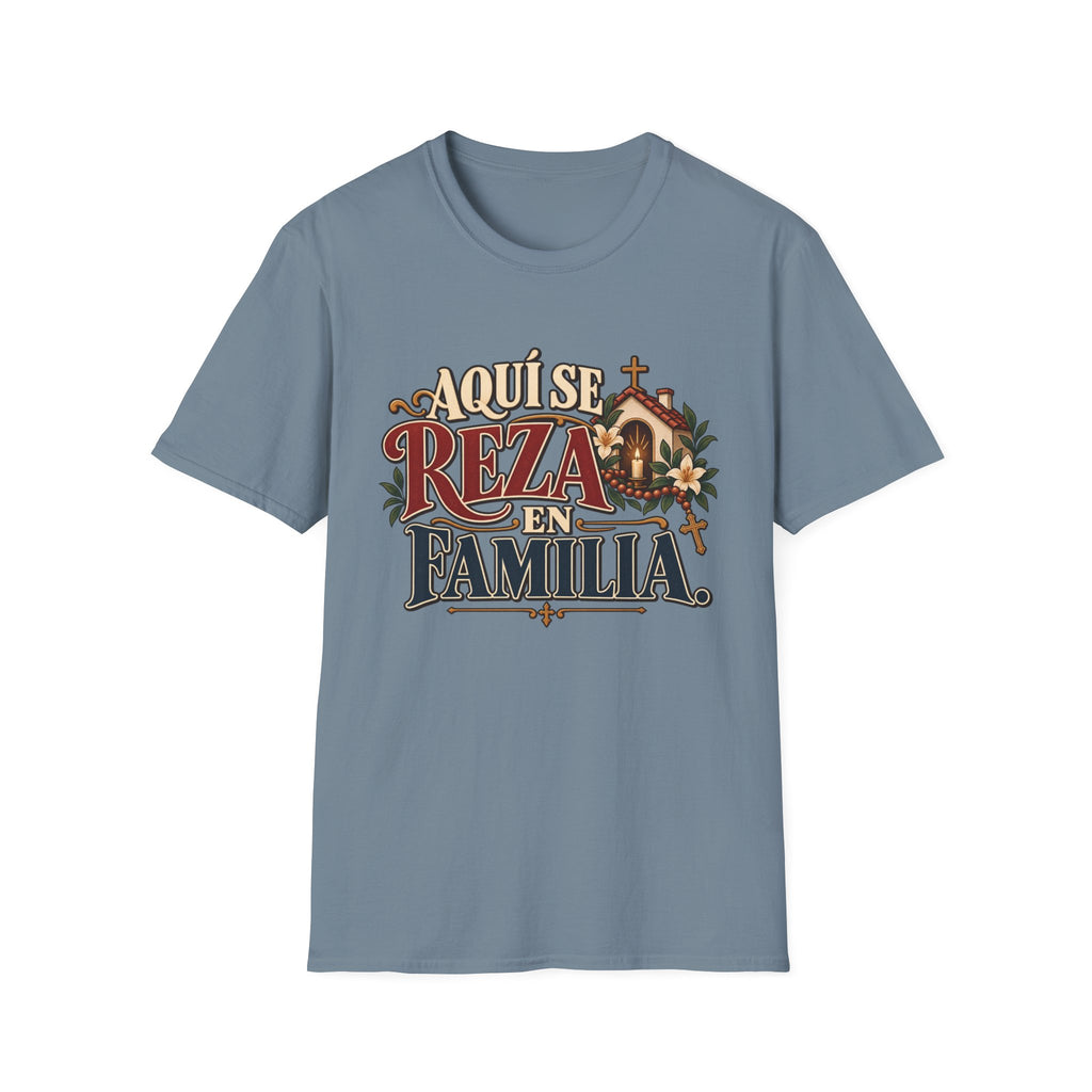 Se Reza en Familia T-Shirt