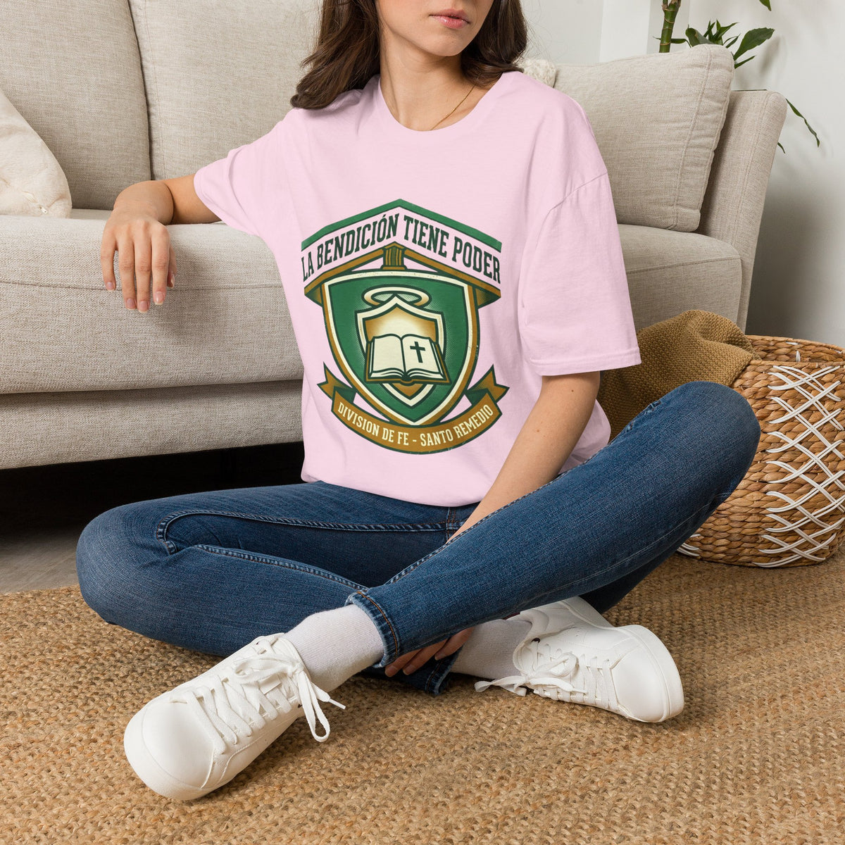 La Bendicion tiene Poder T-Shirt