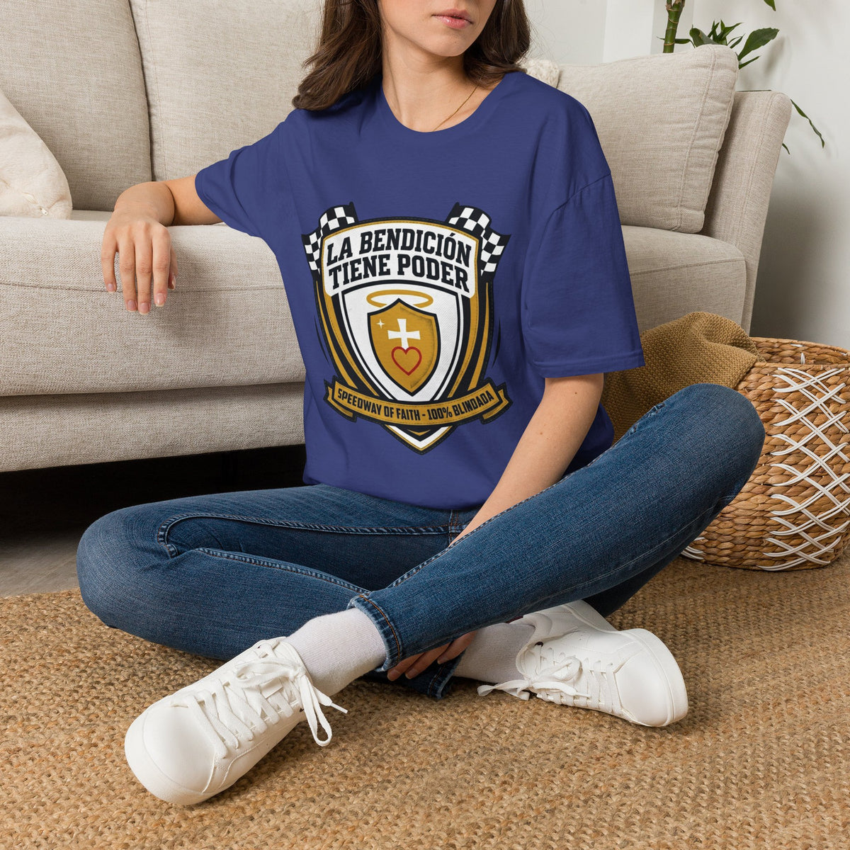 La bendicion tiene poder Escudo de Carrera T-Shirt