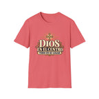 Dios en el Centro T-Shirt