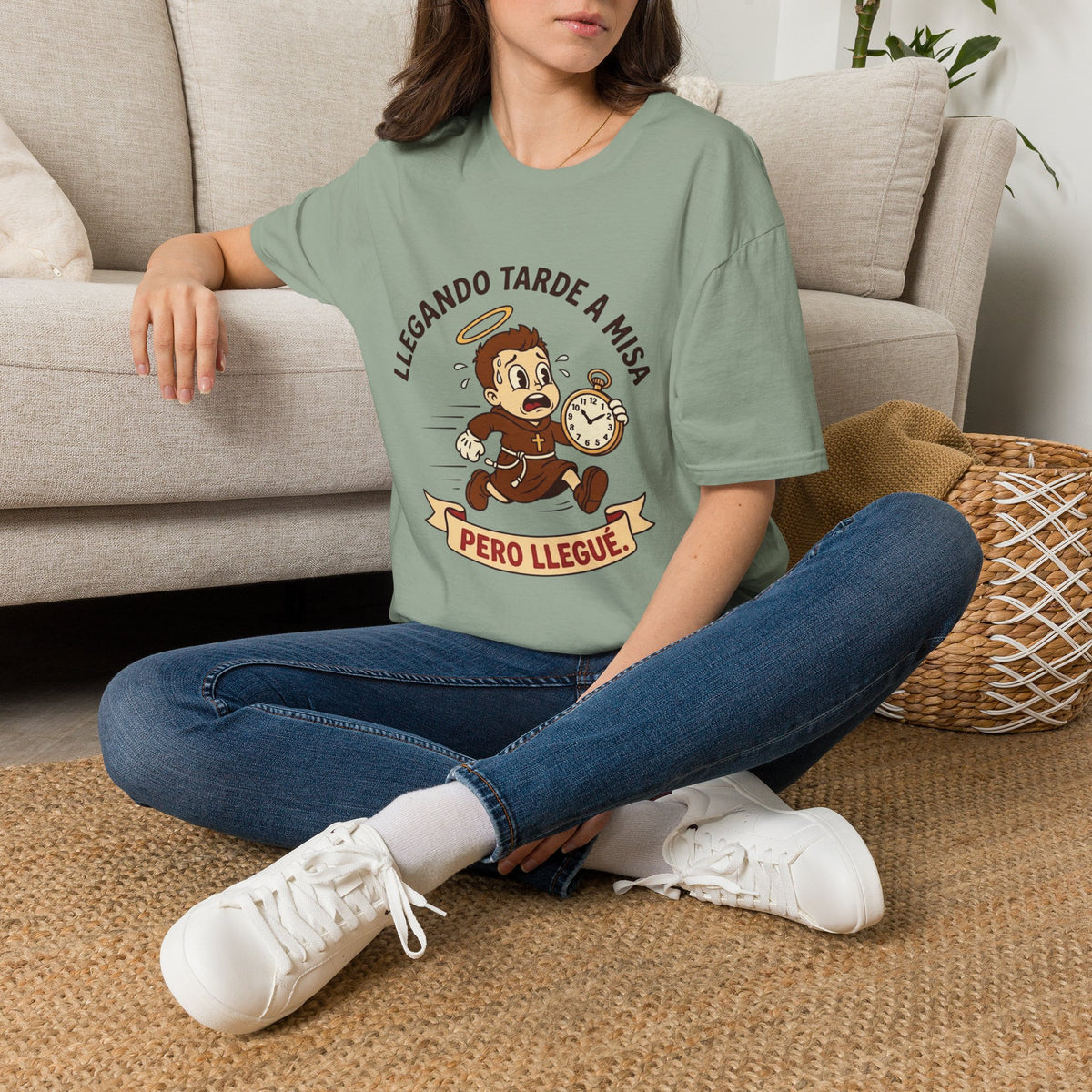 Llegando tarde a Misa, pero Llegue T-Shirt